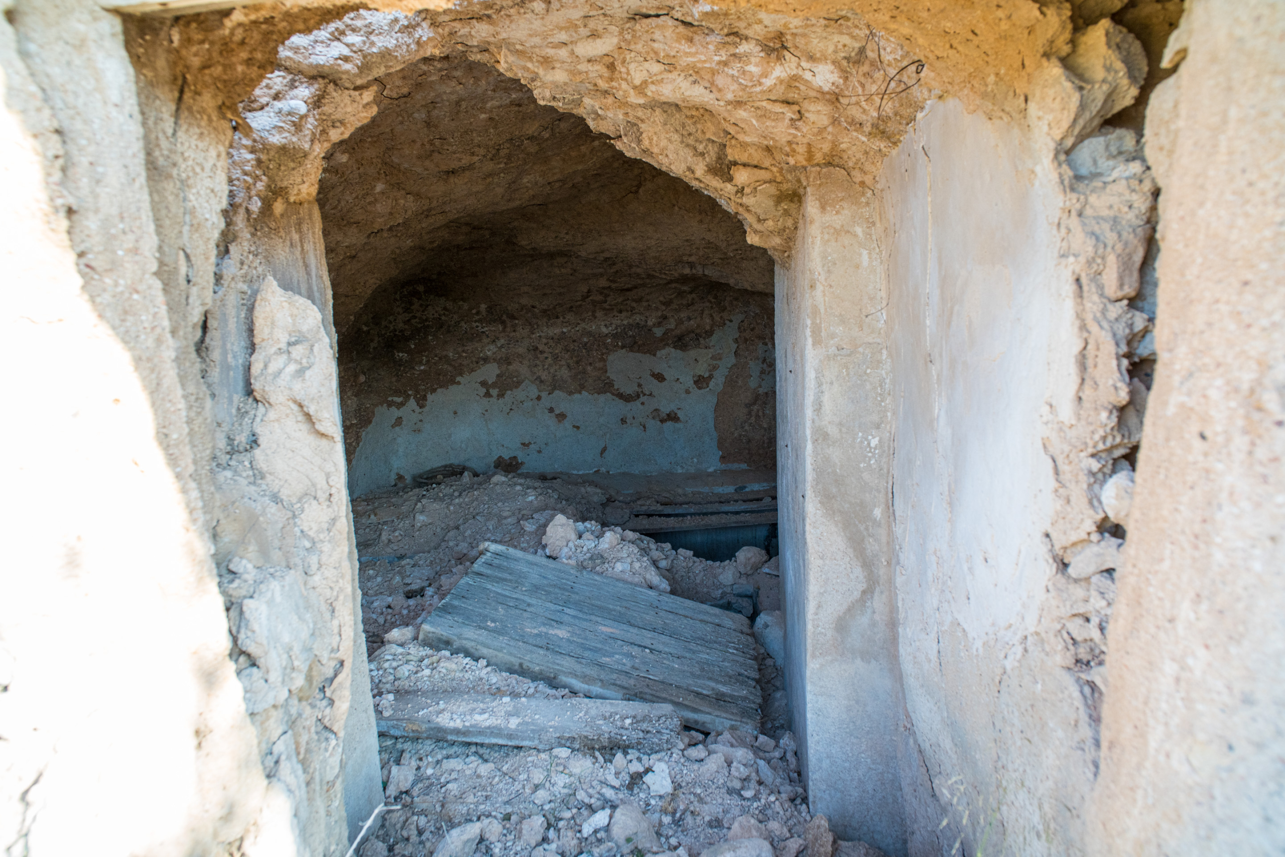 1770751390261-FOX-R121-Raspay-House-Cave-House-033